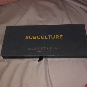 Anastasia eyeshadow pallet